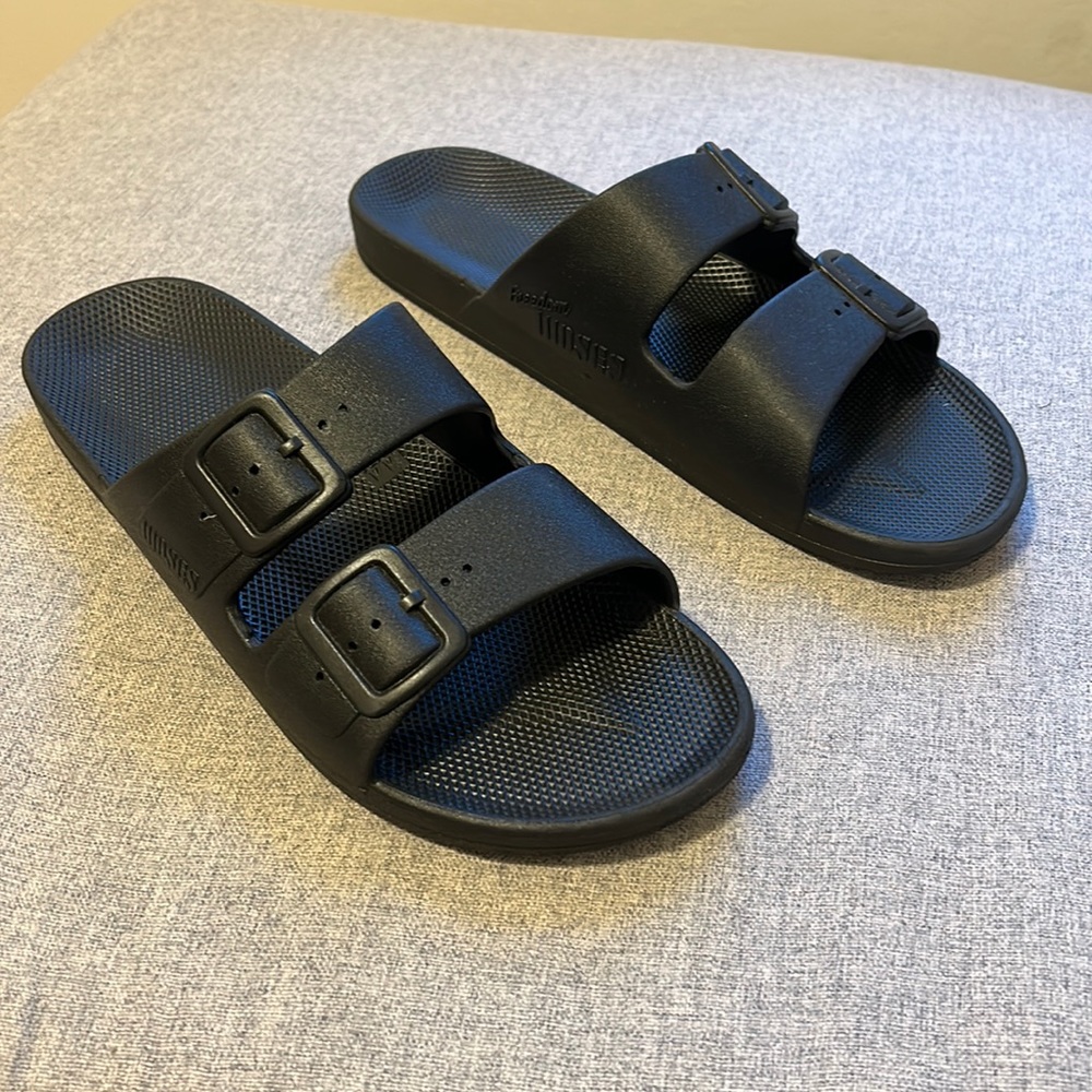 Moses sandals